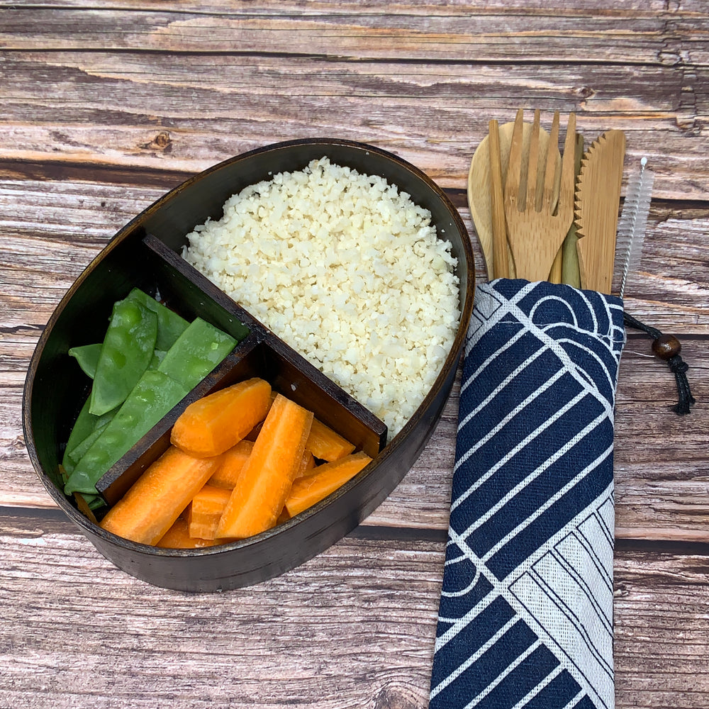 bamboo cutlery set on the go